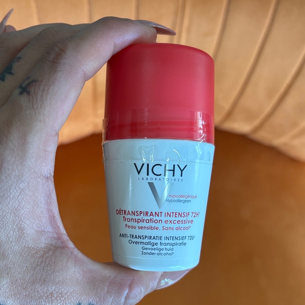 Vichy 72H Antiperspirant Deodorant Stress Resistant Roll On